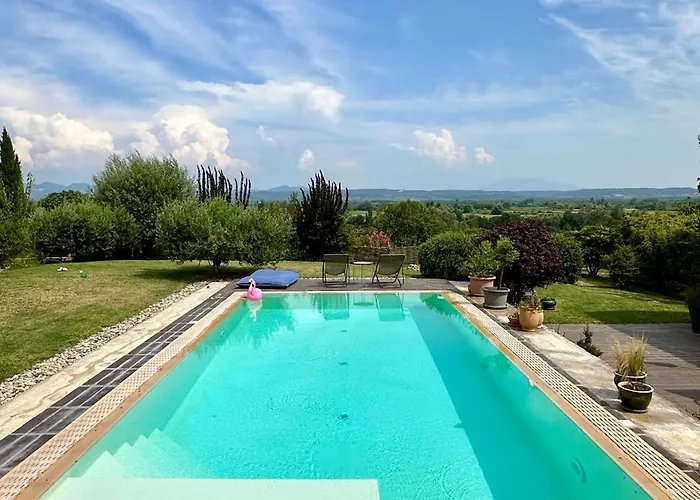 Maison Avec Terrasse Proche Grignan